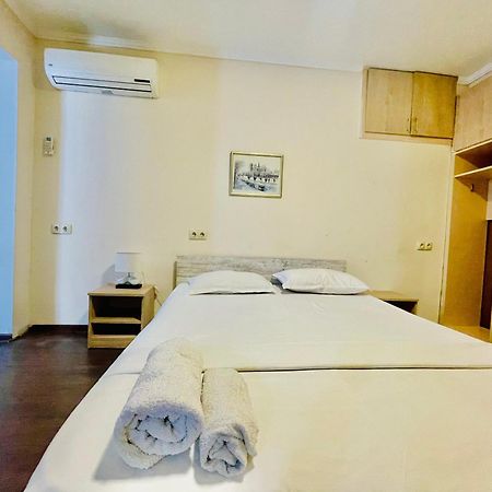 Bon Voyage Hostel Tbilisi ภายนอก รูปภาพ