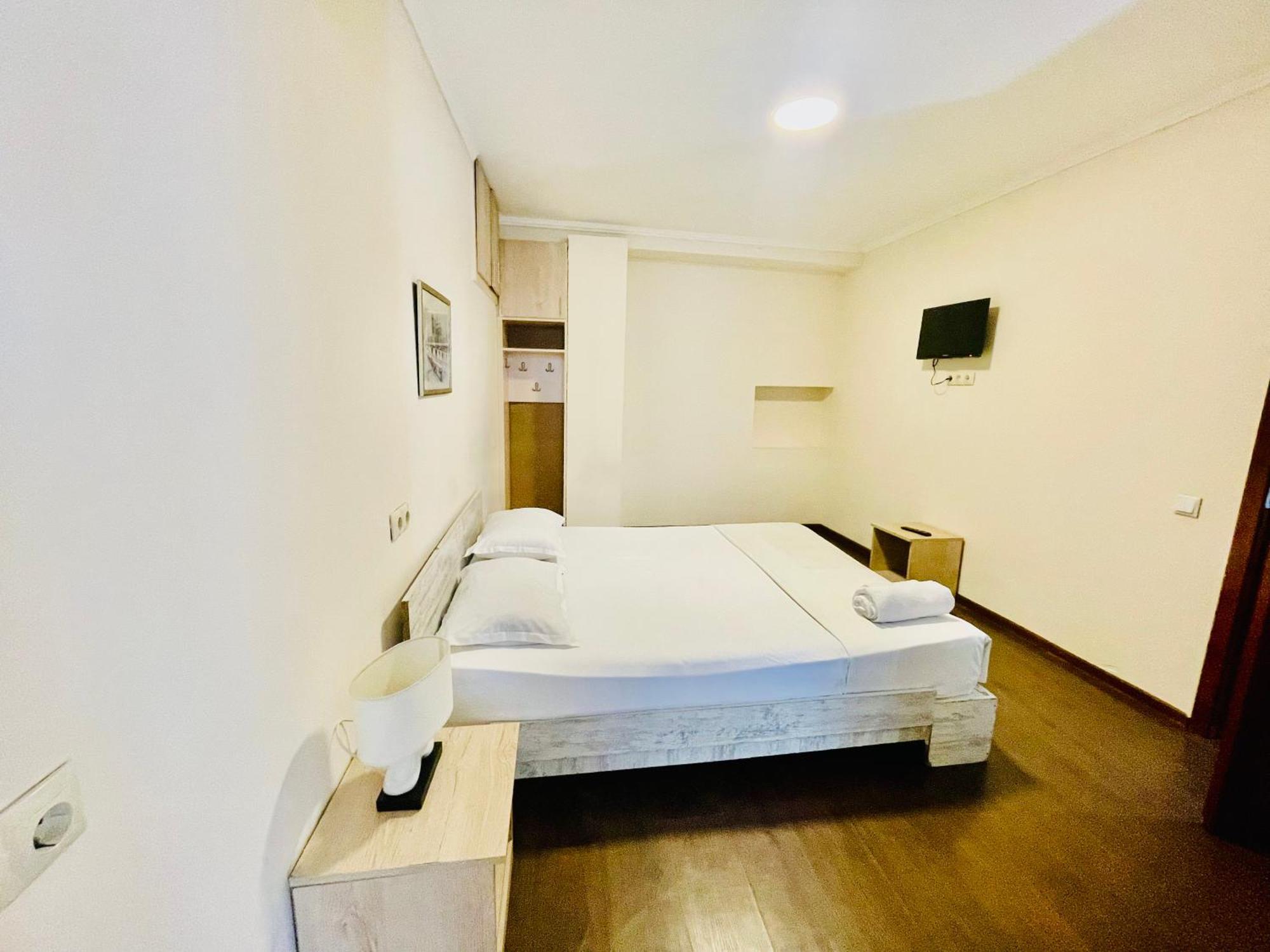 Bon Voyage Hostel Tbilisi ภายนอก รูปภาพ